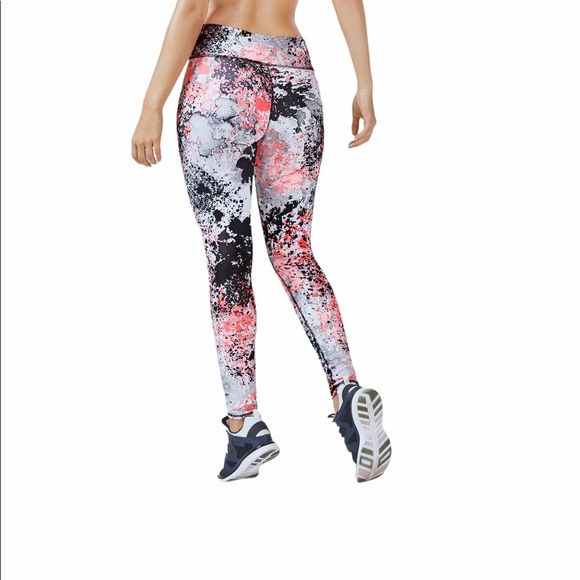 ‼️SOLD‼️NWOT Fabletics yoga leggings - Picture 3 of 7